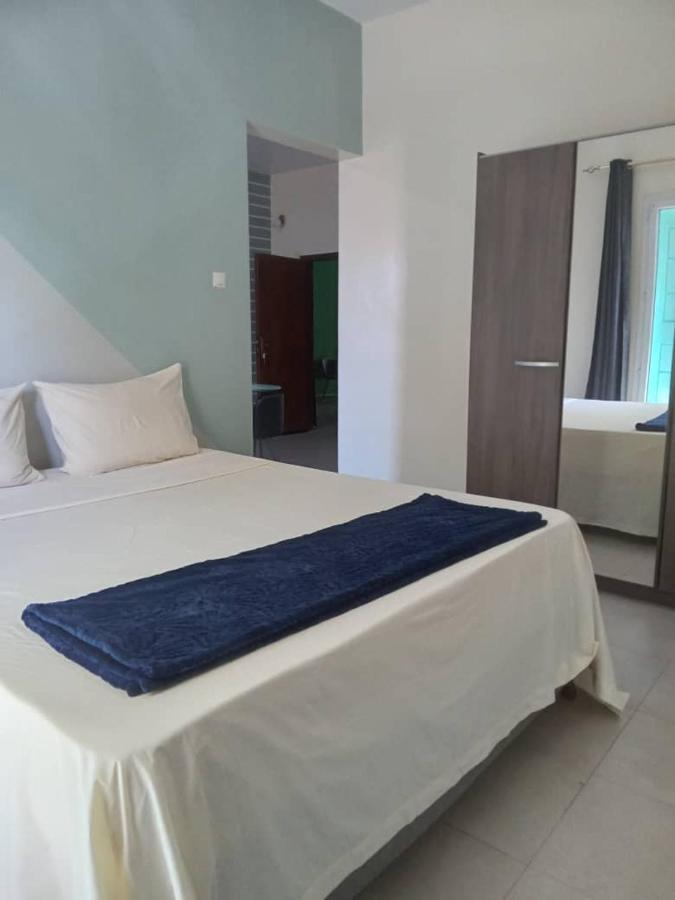 Residence Marie France Mendy Toubab Dialaw Dış mekan fotoğraf