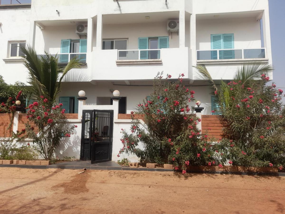Residence Marie France Mendy Toubab Dialaw Dış mekan fotoğraf