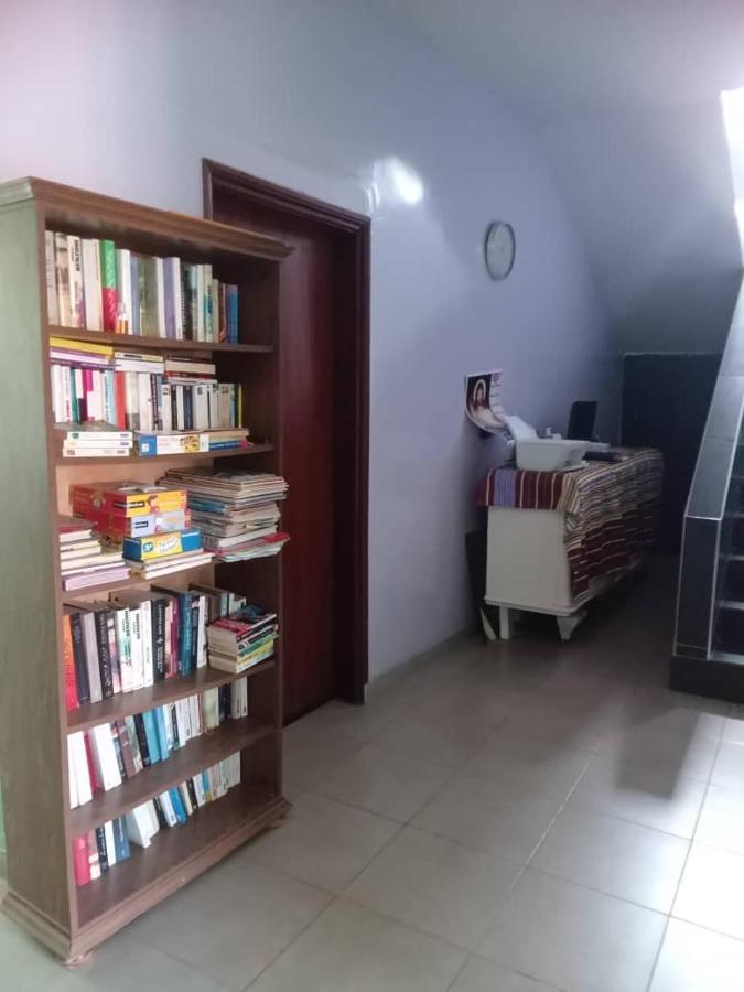 Residence Marie France Mendy Toubab Dialaw Dış mekan fotoğraf